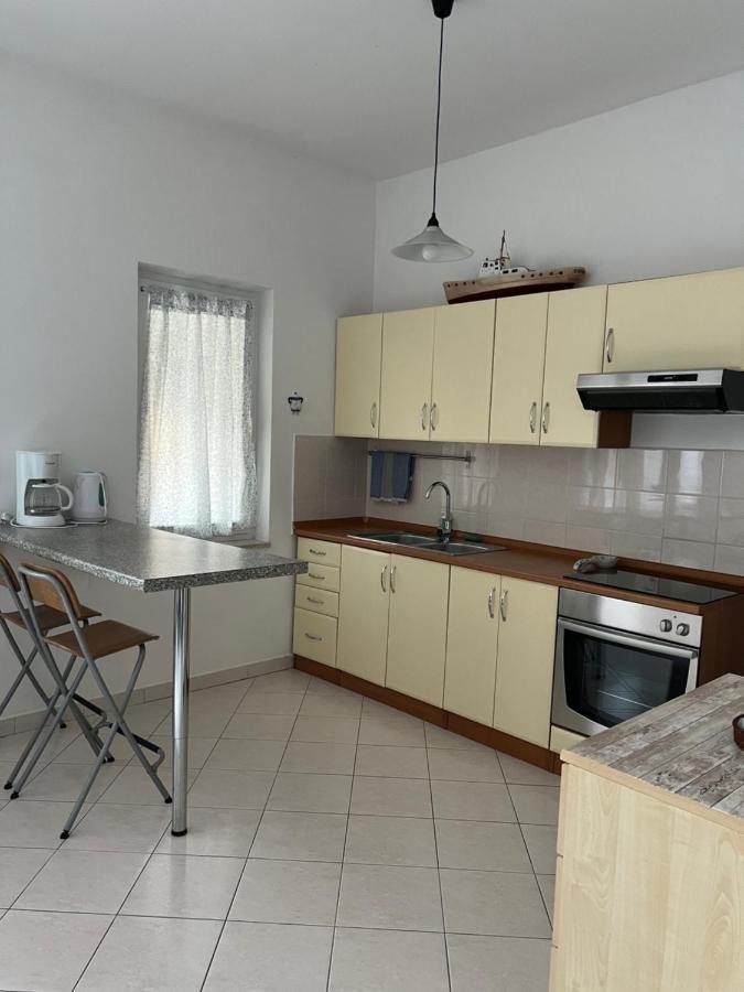 Villa Claudia Beach Apartment Premantura Extérieur photo